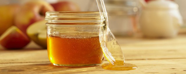 蜂蜜放冰箱里都不结晶是真蜂蜜吗?(蜂蜜放到冰箱里不结晶是真的吗)