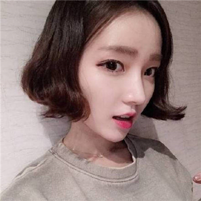 韩国个性帅气短发女生头像2020 好久没有吹微风的晚上