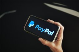 比特币越来越火，PayPal 加密交易量在 24 小时内达 2.42 亿美元