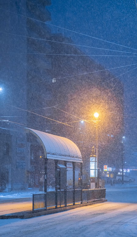2023浪漫城市雪景壁纸高清 有幸一起淋过雪此生也算共白头