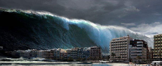海啸所产生的浪高取决于什么？