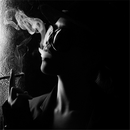男生抽烟很酷的图片大全超酷 爱情是叹息吹起来的一阵烟